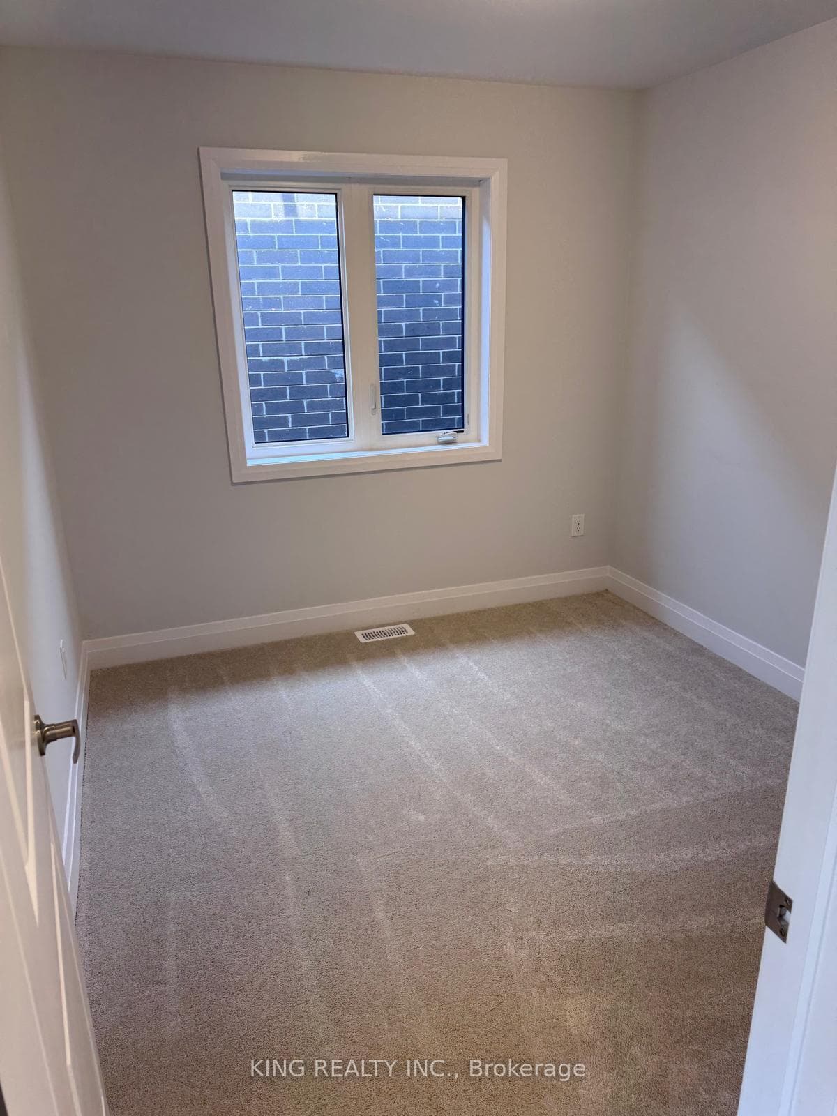 141 Cole Terrace photo 18