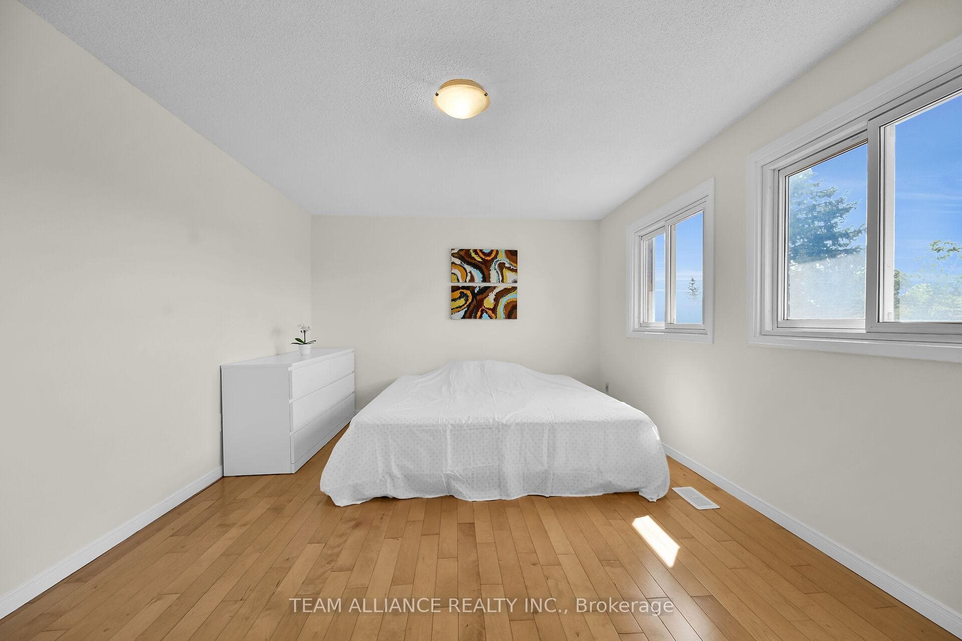 3189 Osbourne Road photo 19