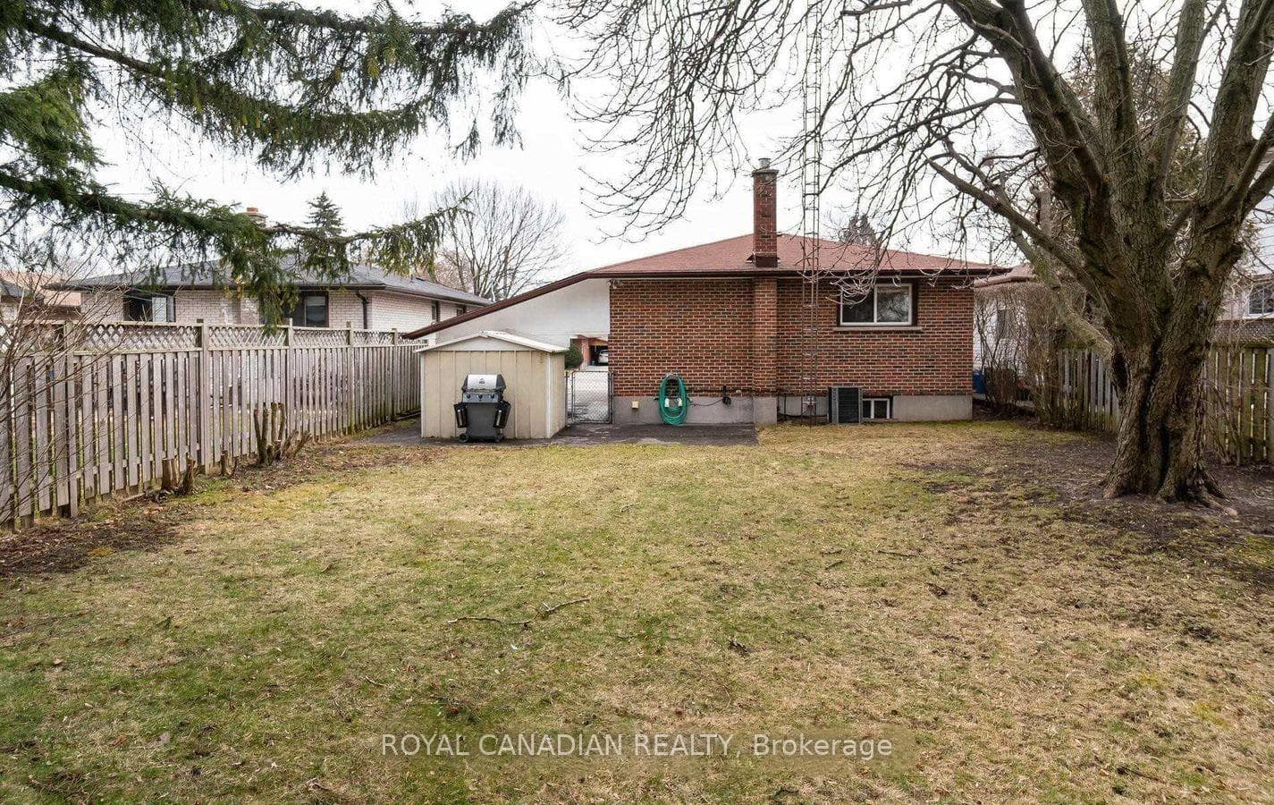 644 Athol Street Unit Main photo 17