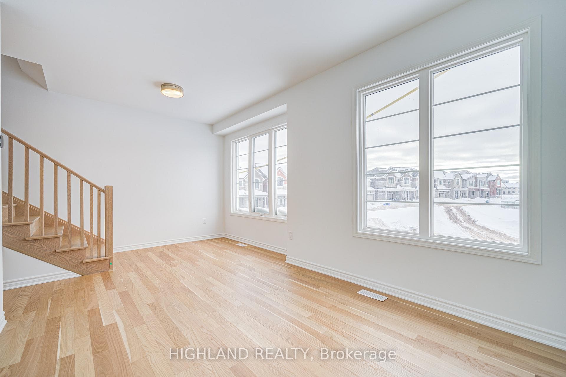 1291 Courtleigh Trail Unit 4 photo 19