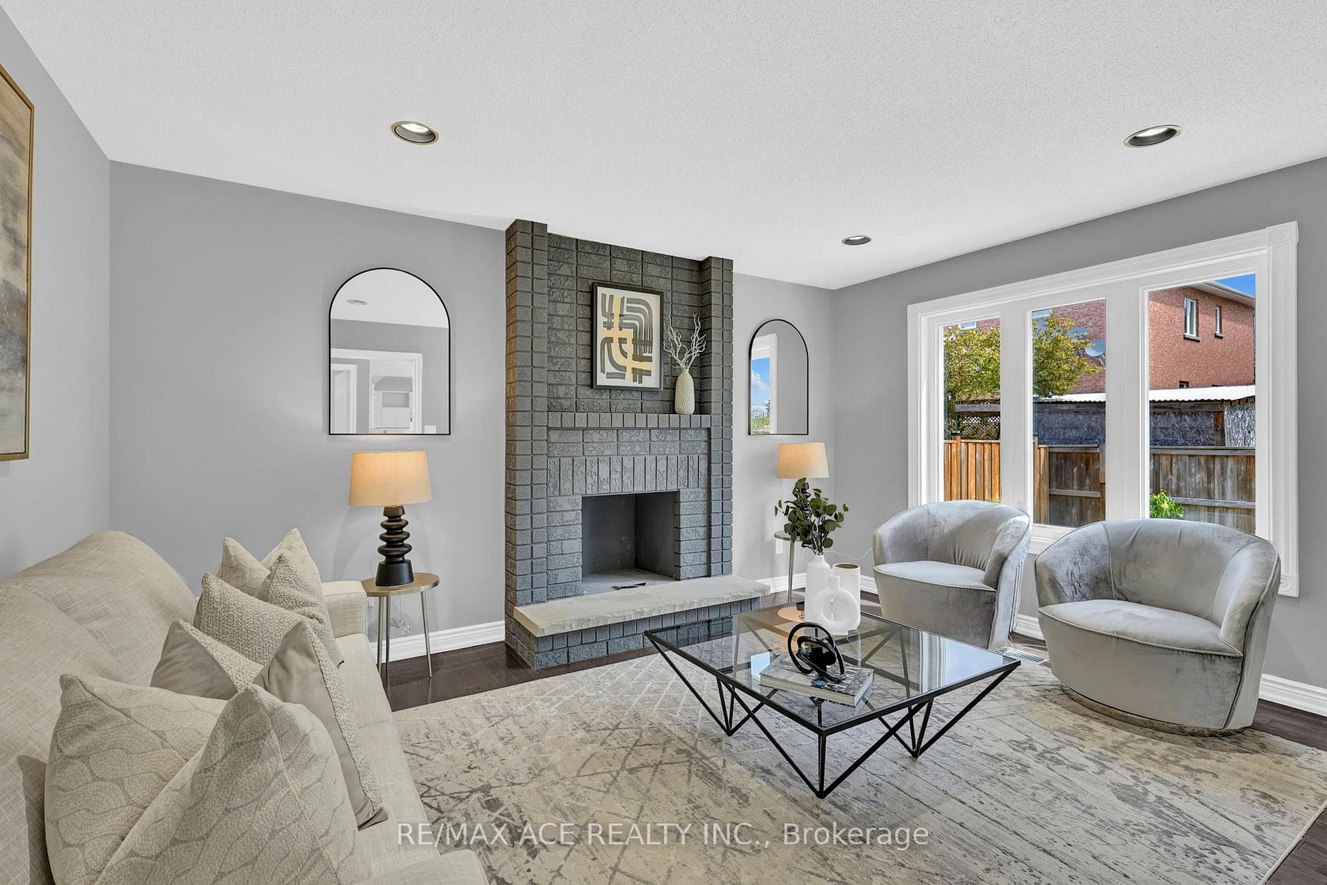 73 Brimley Road photo 3