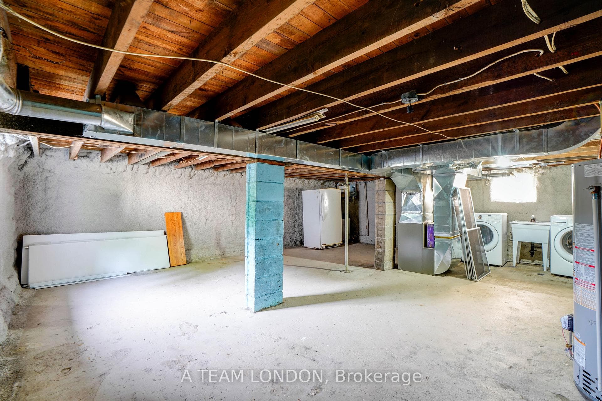 174 Britannia Avenue photo 26