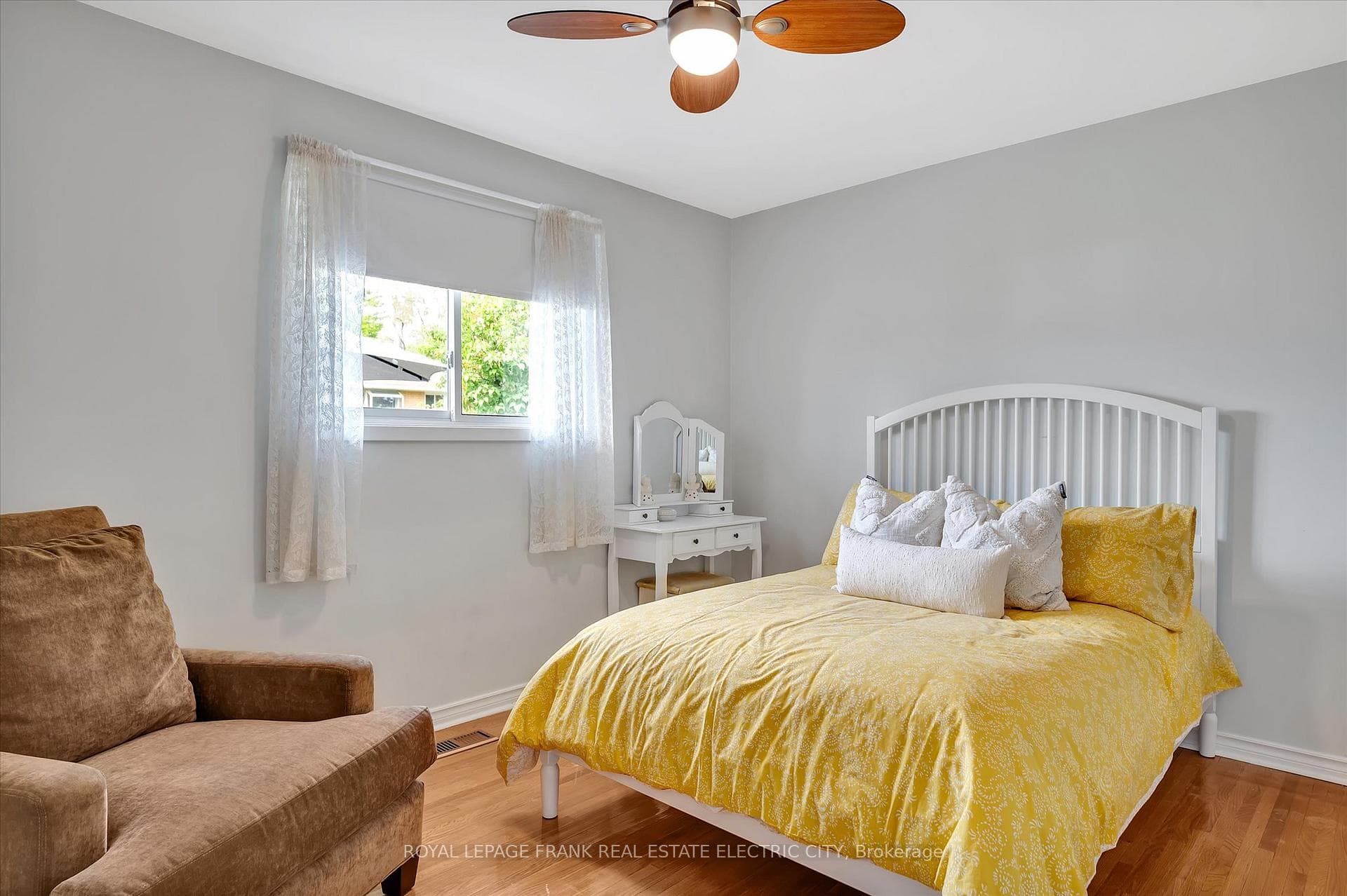 887 Westdale Avenue photo 19