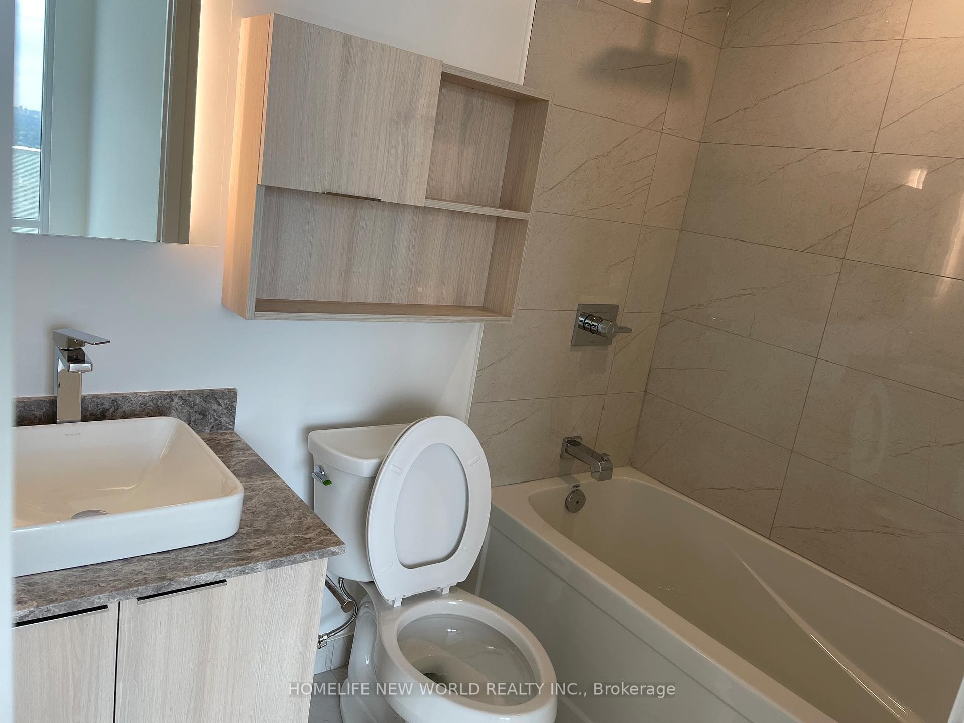 501 Yonge Street Unit 3609 photo 10