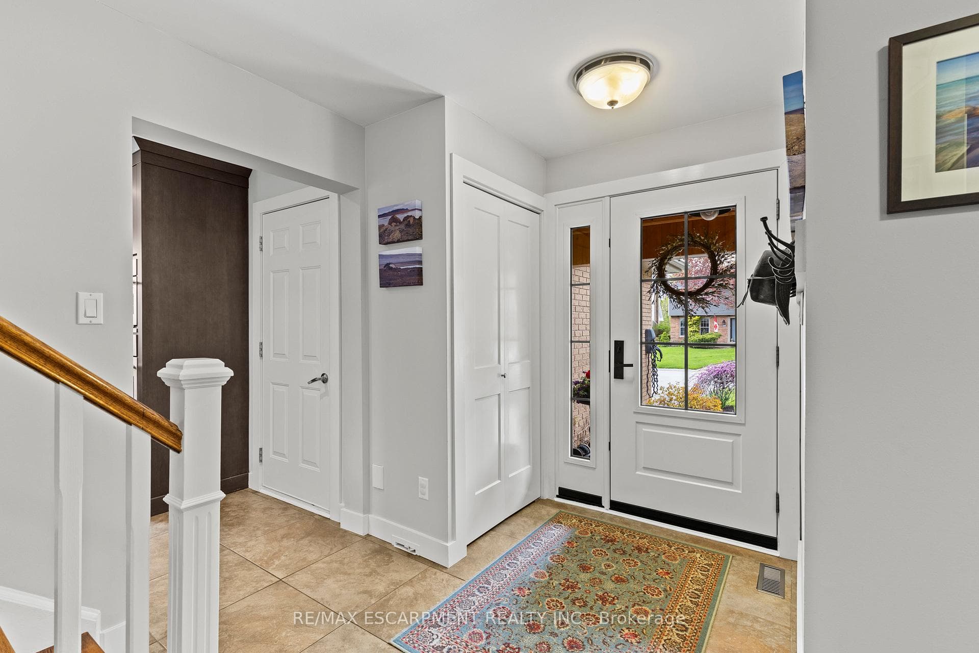 1189 Lambeth Road photo 6