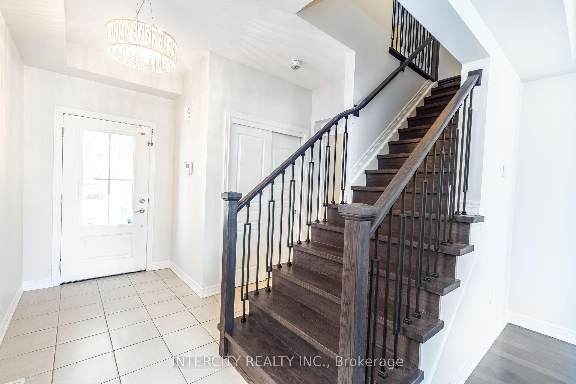 6141 Eaglewood Drive Unit 103 photo 14