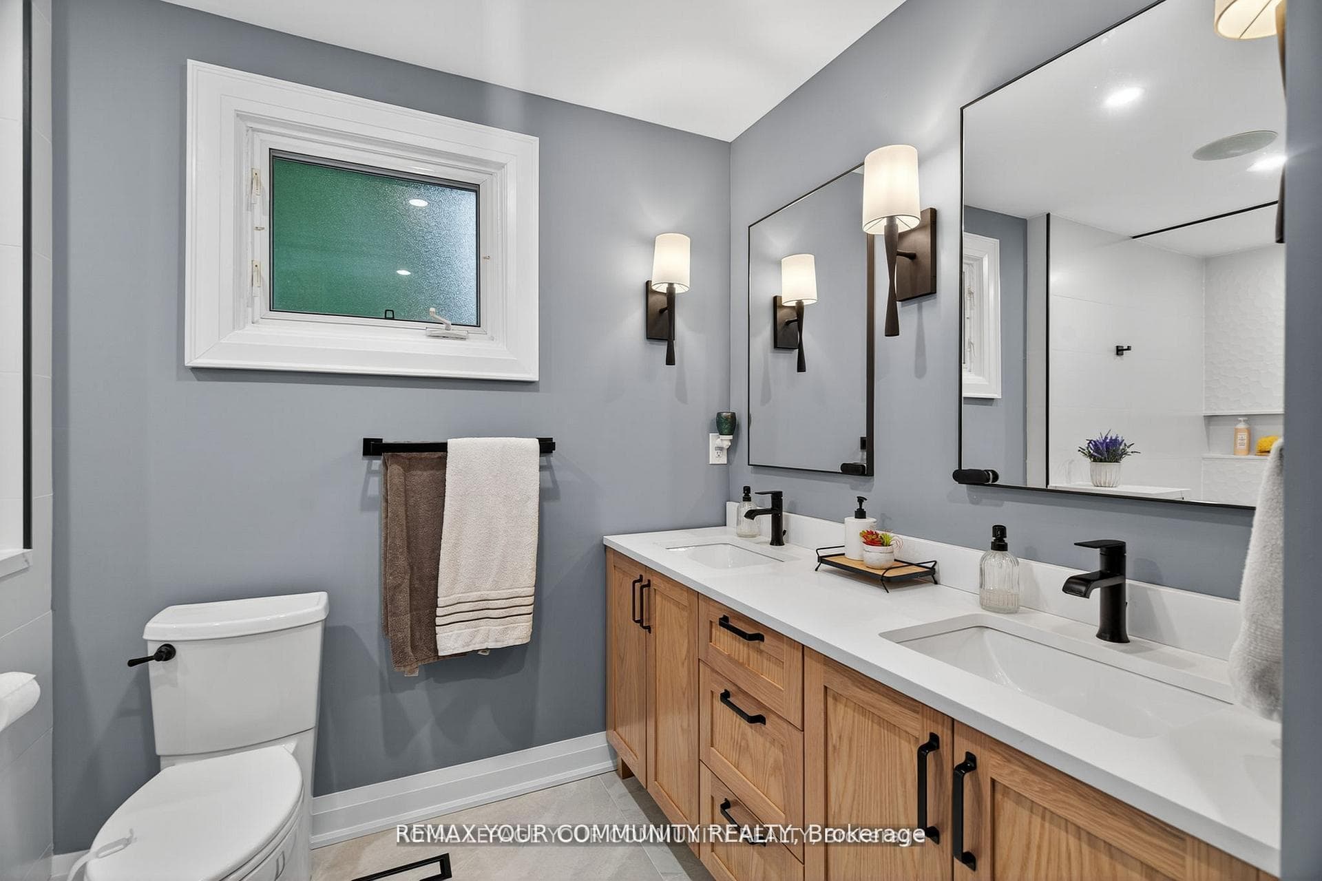 105 Orchard Heights Boulevard photo 13