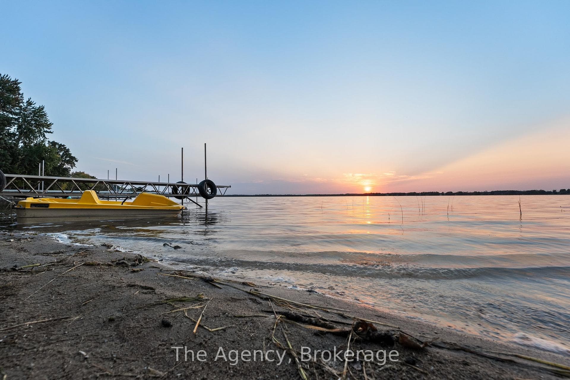 119 Campbell Beach Road photo 44