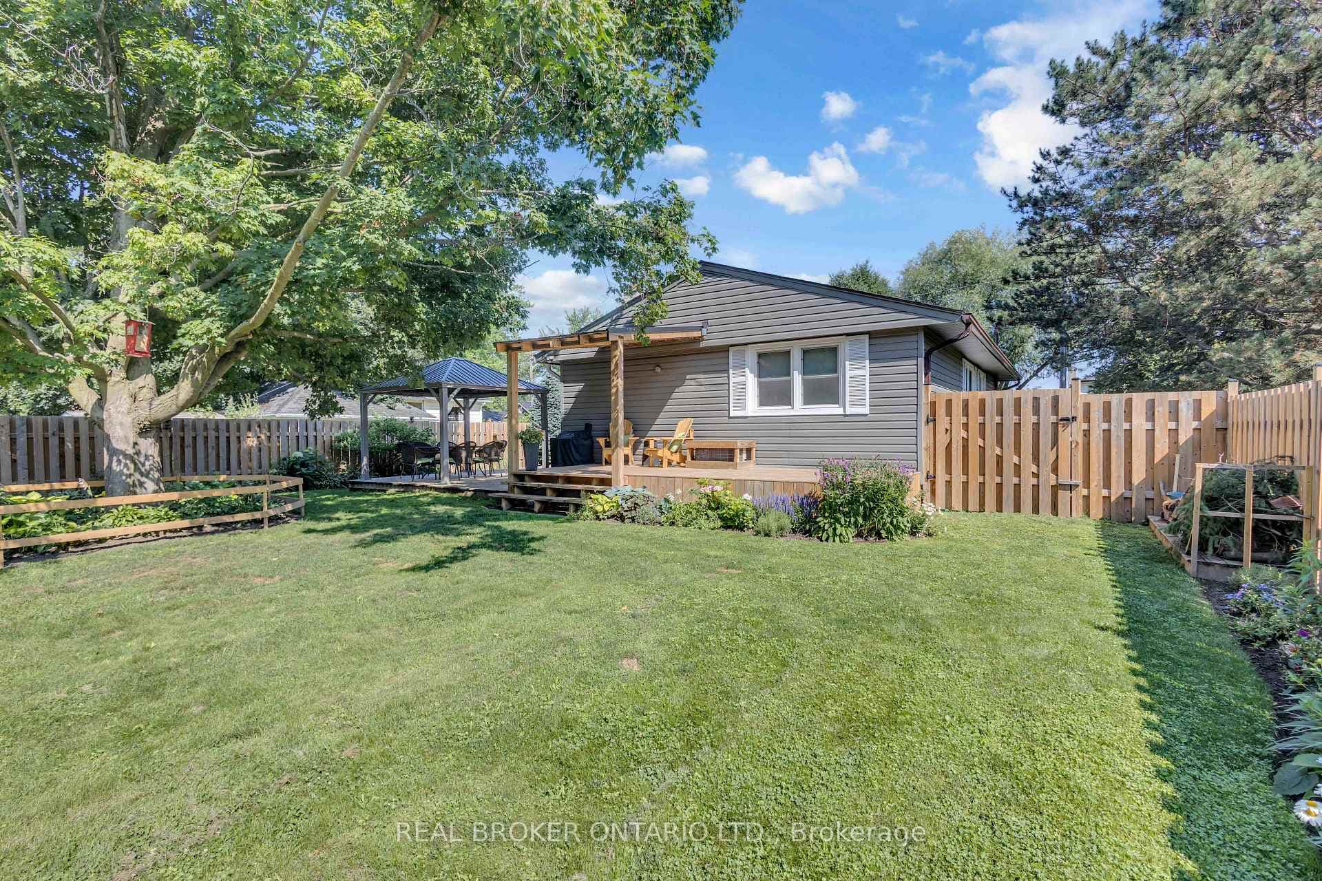 46 Dufferin Street photo 25