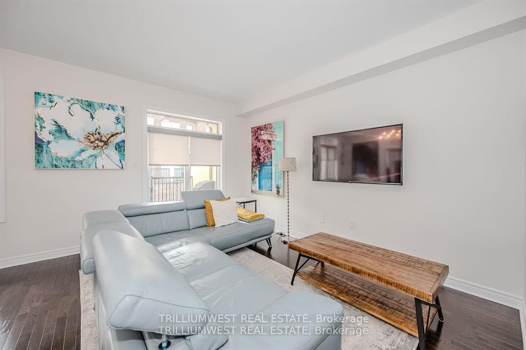 3300 Erasmum Street photo 6