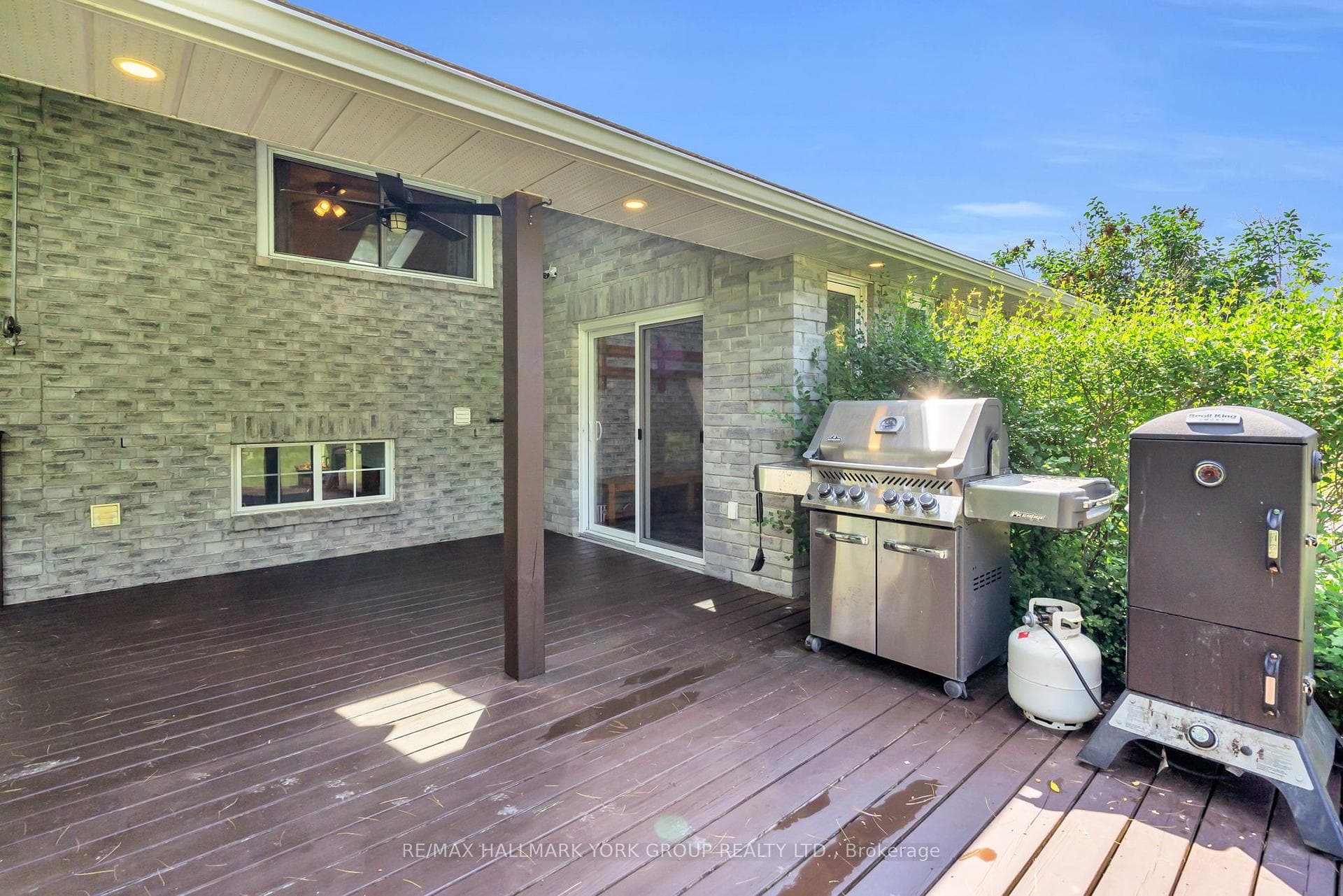 8 Rushton Road photo 35