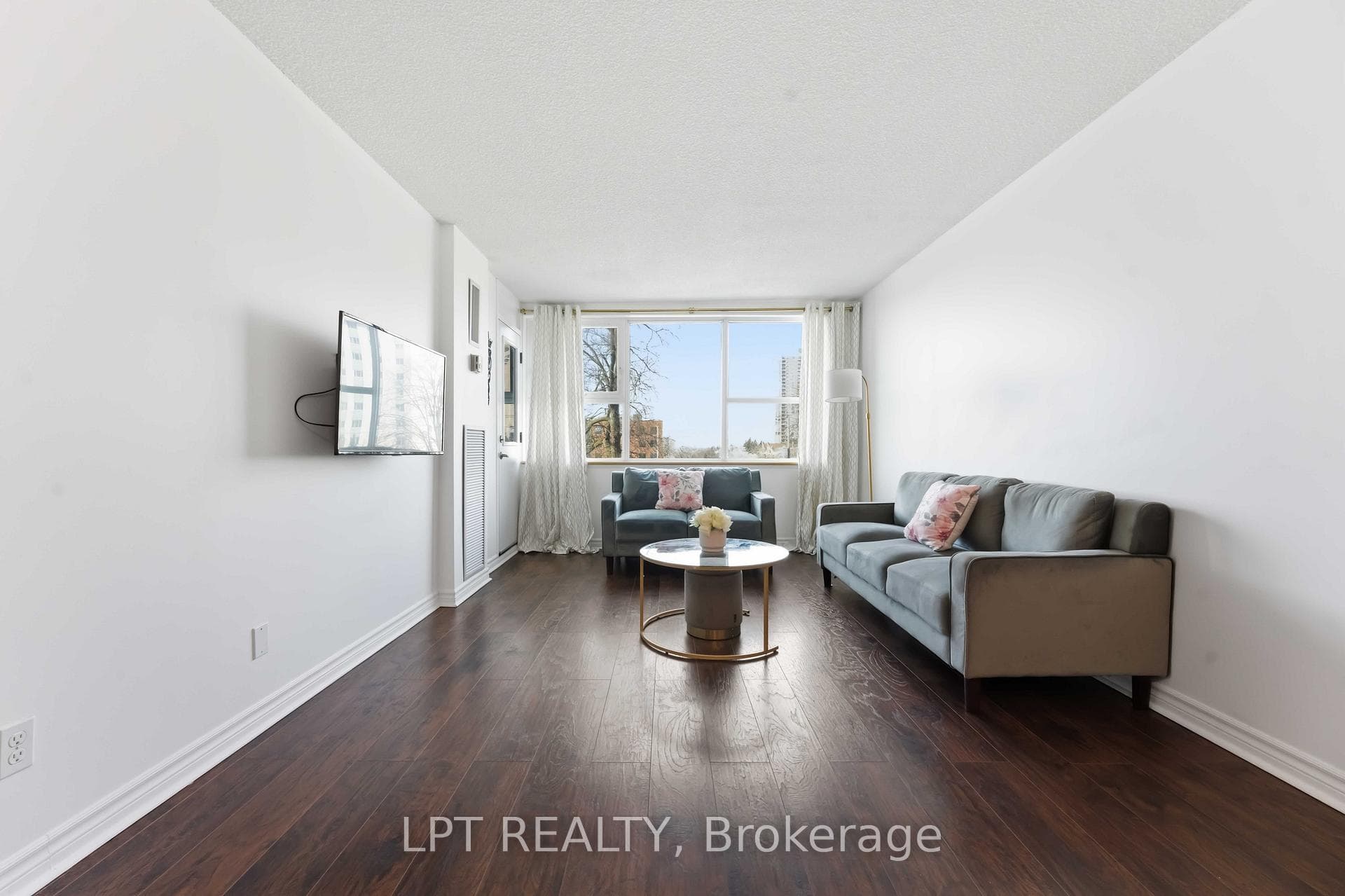 555 Brittany Drive Unit 314 photo 8