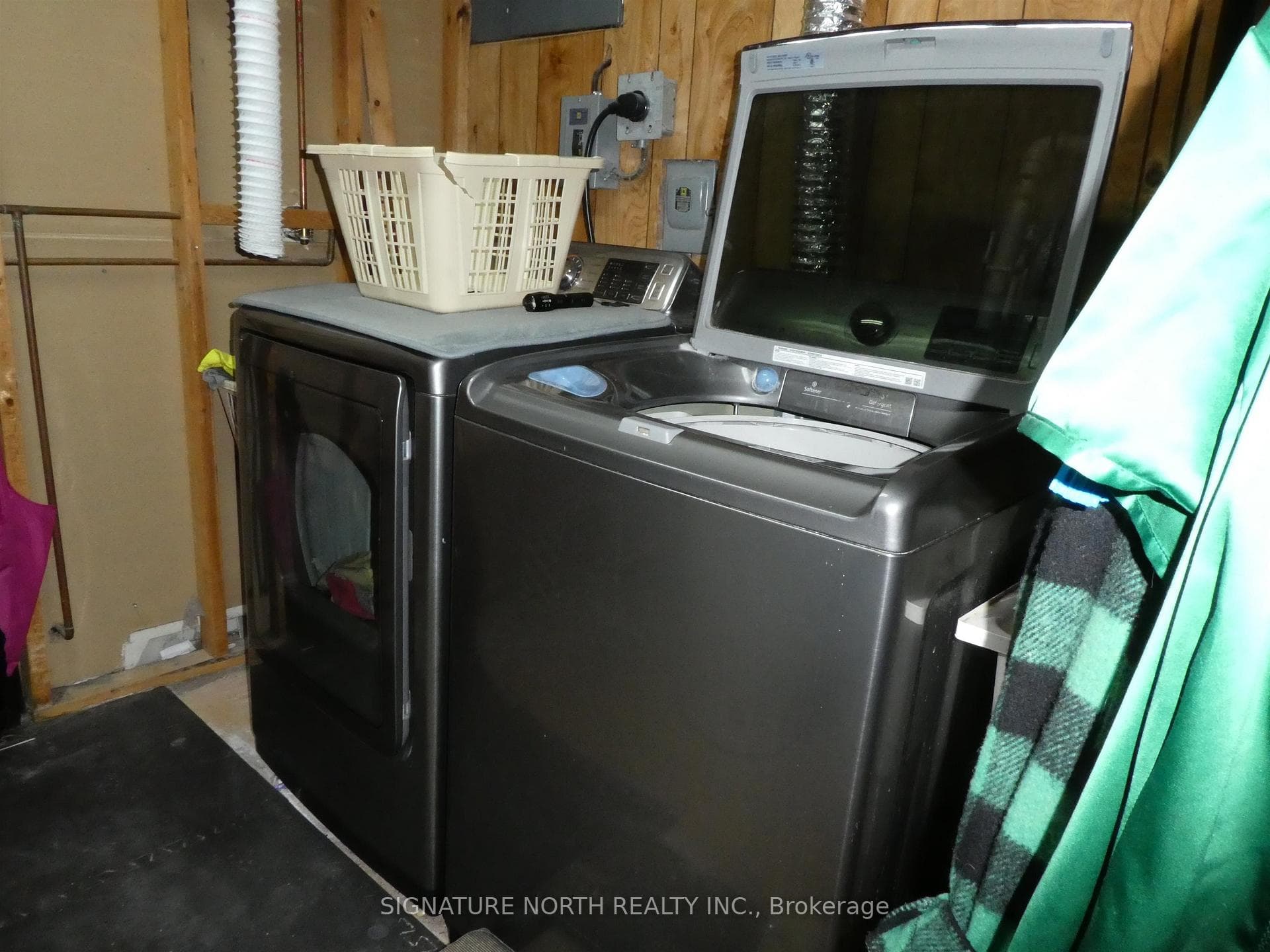 416 Fourth Avenue photo 26