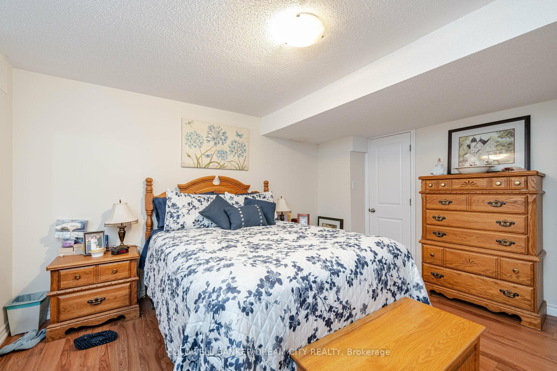 131 Rushworth Drive photo 35