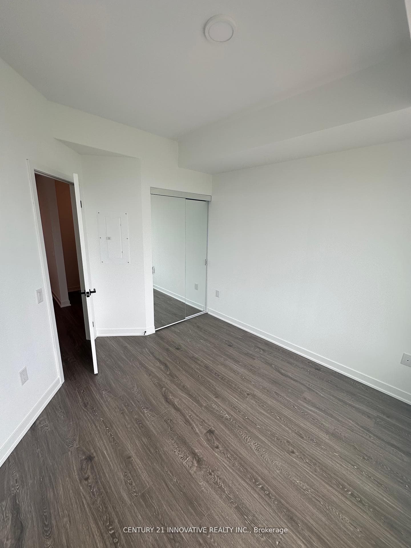 2495 Eglinton Avenue Unit 608 photo 13