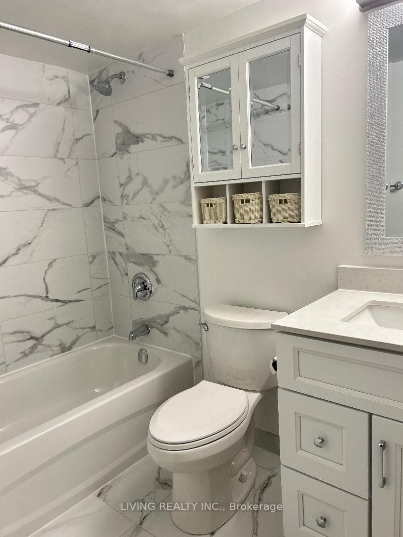 44 Gerrard Street Unit 1201 photo 10