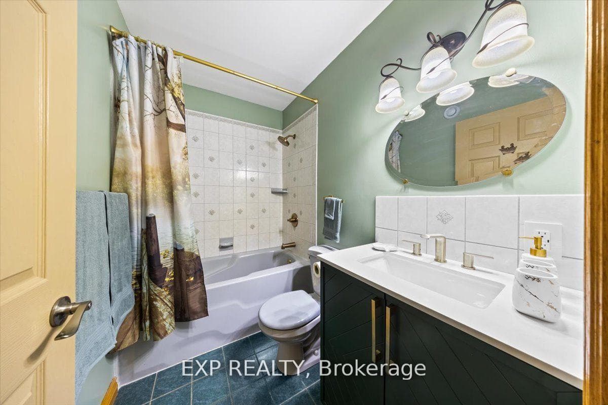 325 Haskins Road photo 12