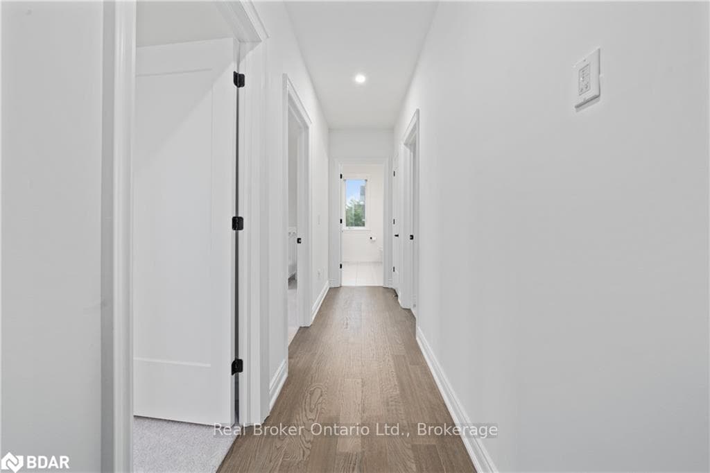 2085 BIRKSHIRE WOODS Lane photo 18