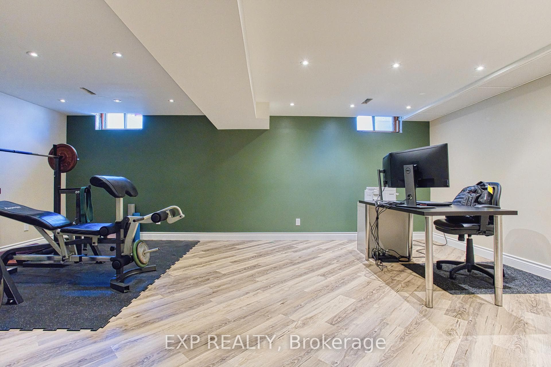 4588 Juniper Court photo 32