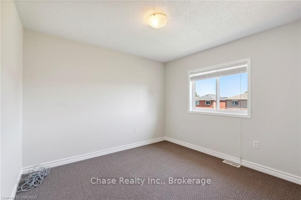 46 SYDENHAM WELLS N/A photo 16
