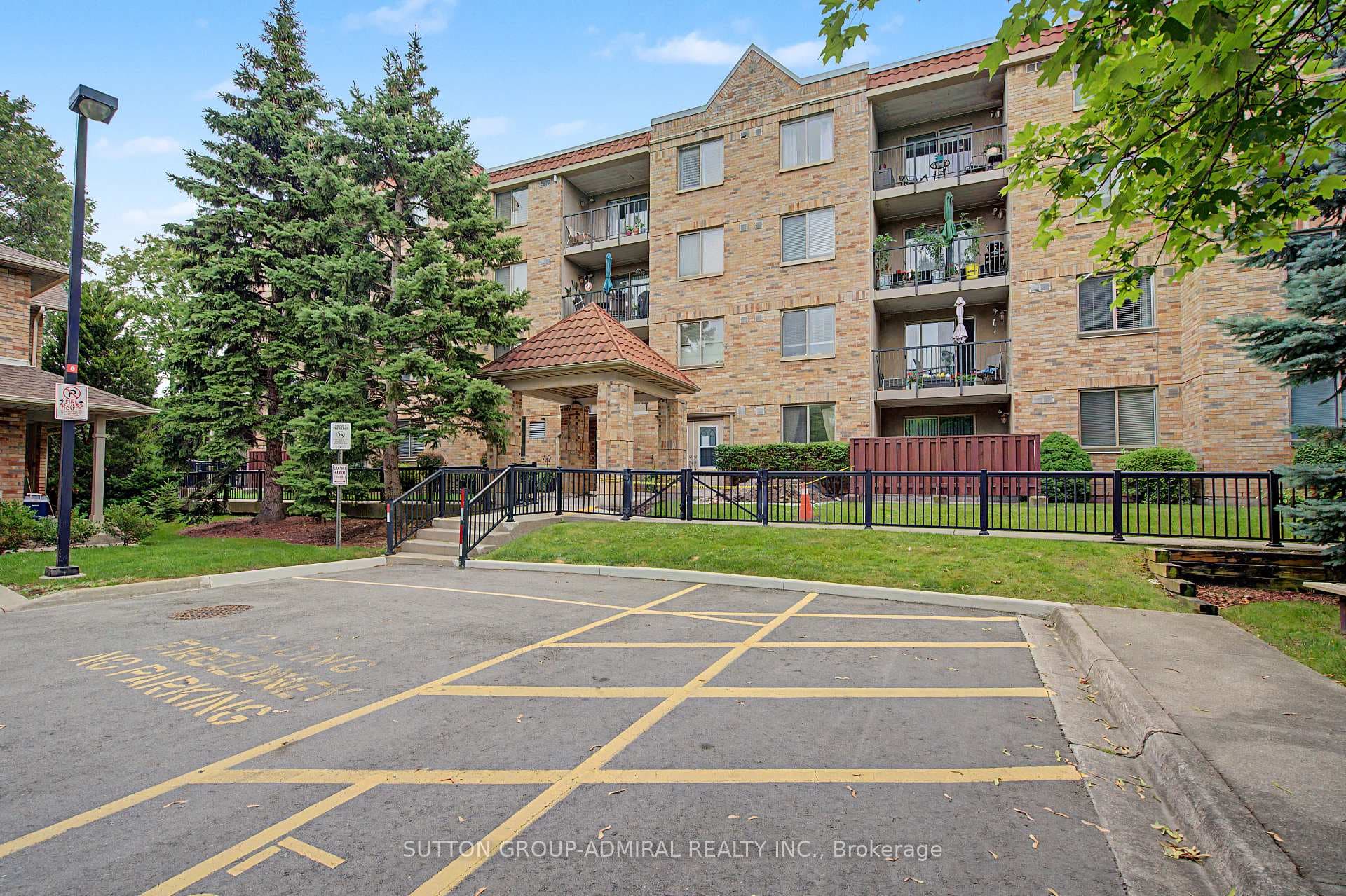 3499 Upper Middle Road Unit 311 photo 1
