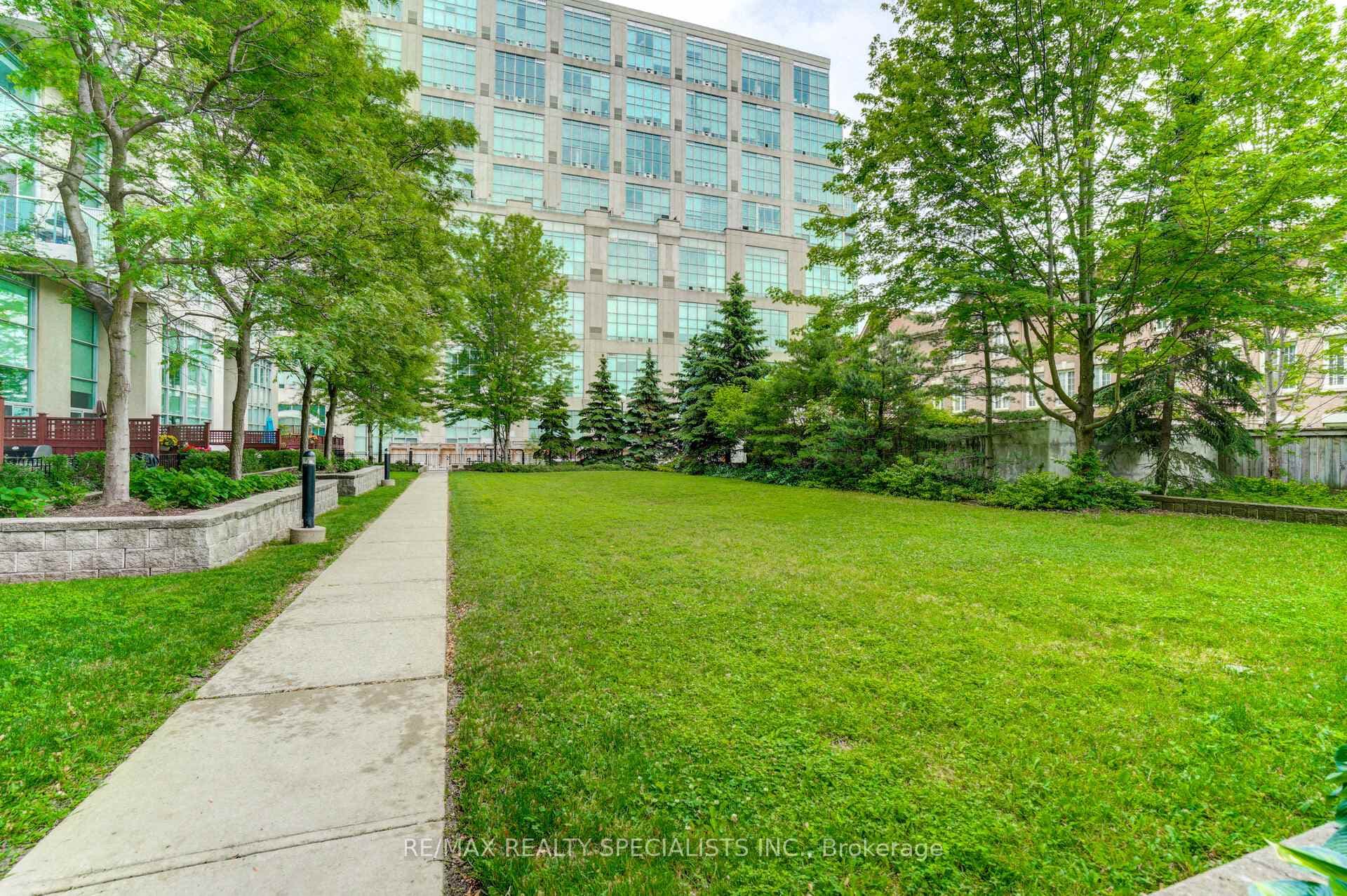 200 Manitoba Street Unit 319 photo 42