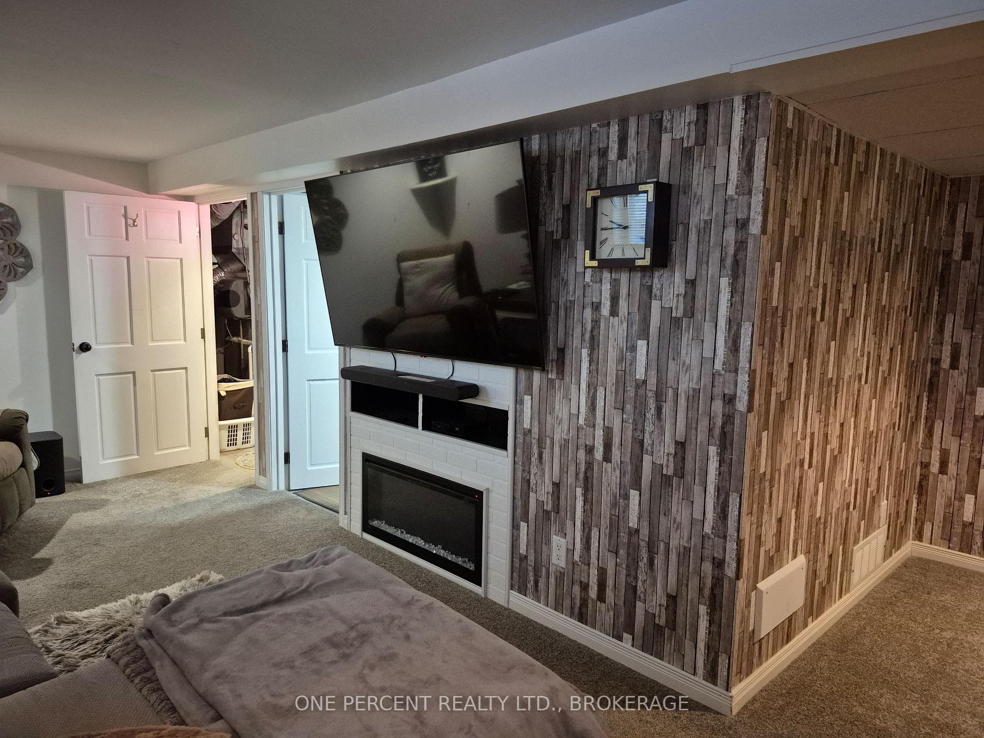281 Grandtrunk Avenue photo 35