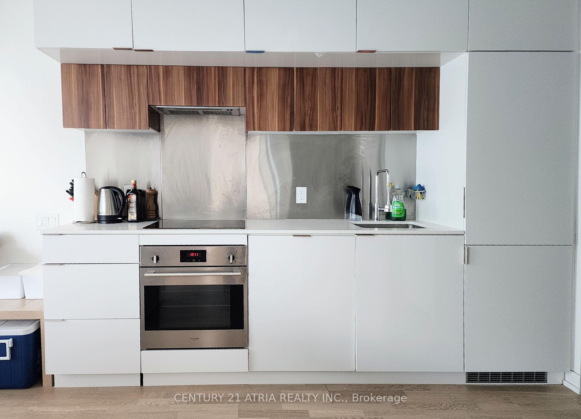 185 Roehampton Avenue Unit 2502 photo 7