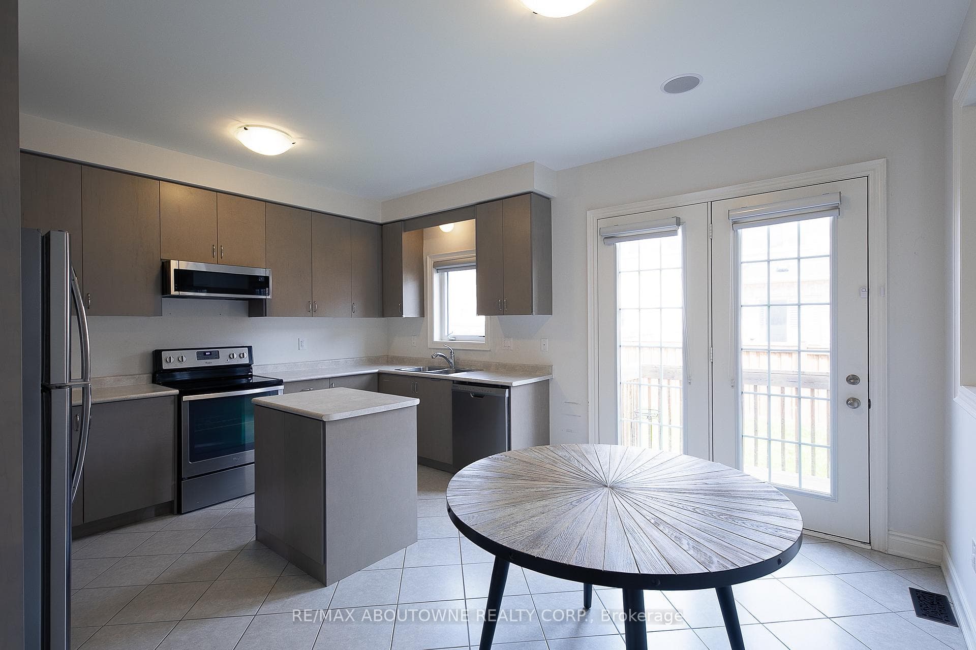 492 Grindstone Trail photo 8