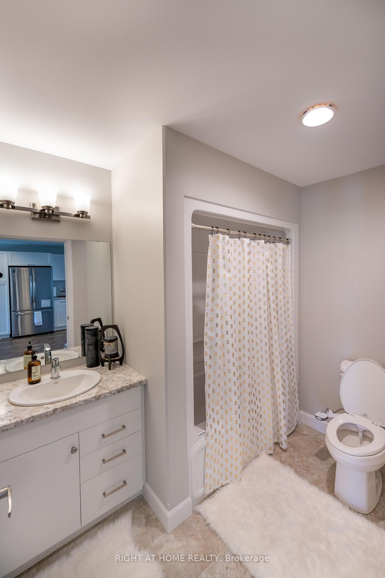 115 Howard Road photo 16