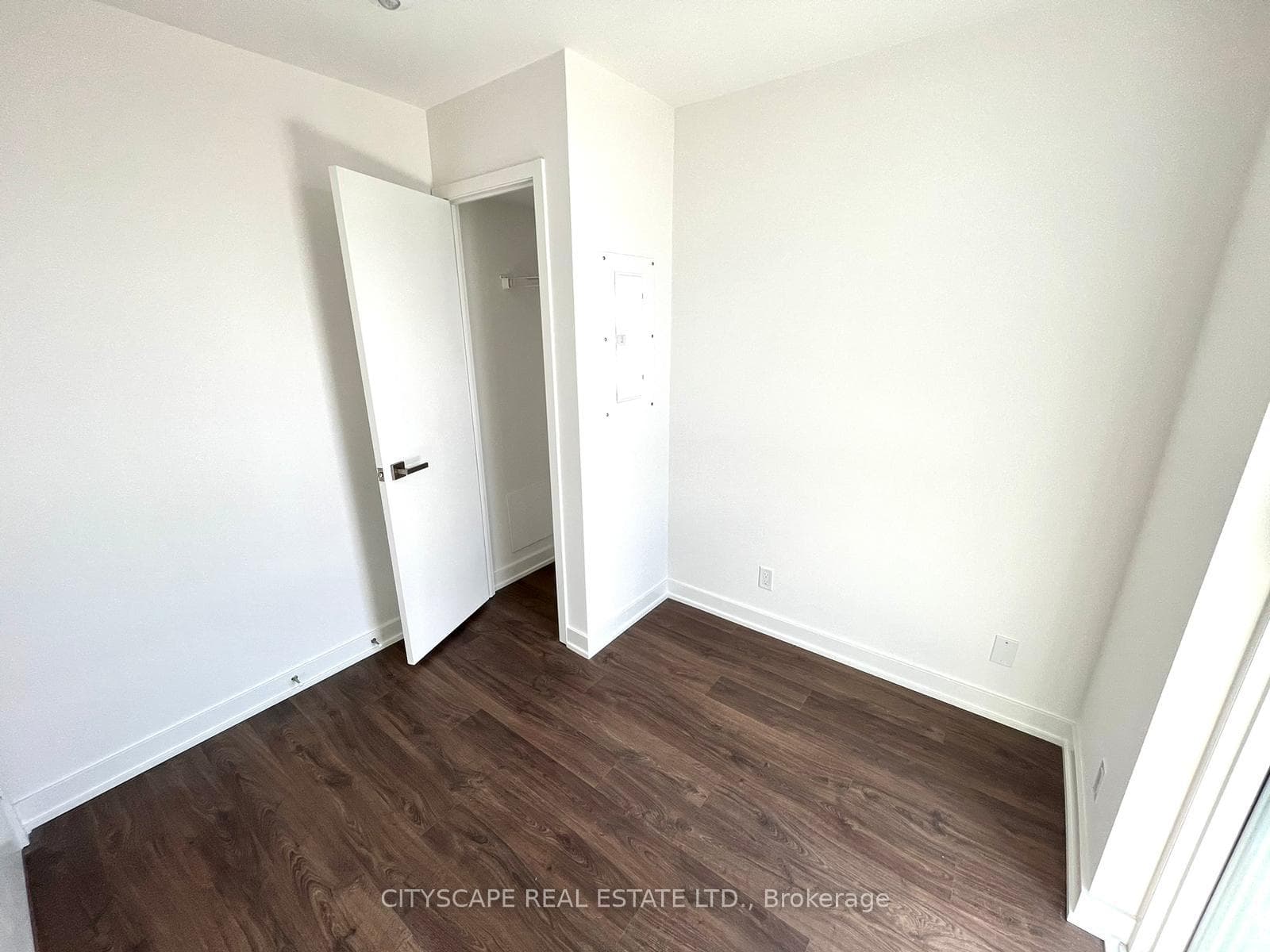 30 Tretti Way Unit 720 photo 9