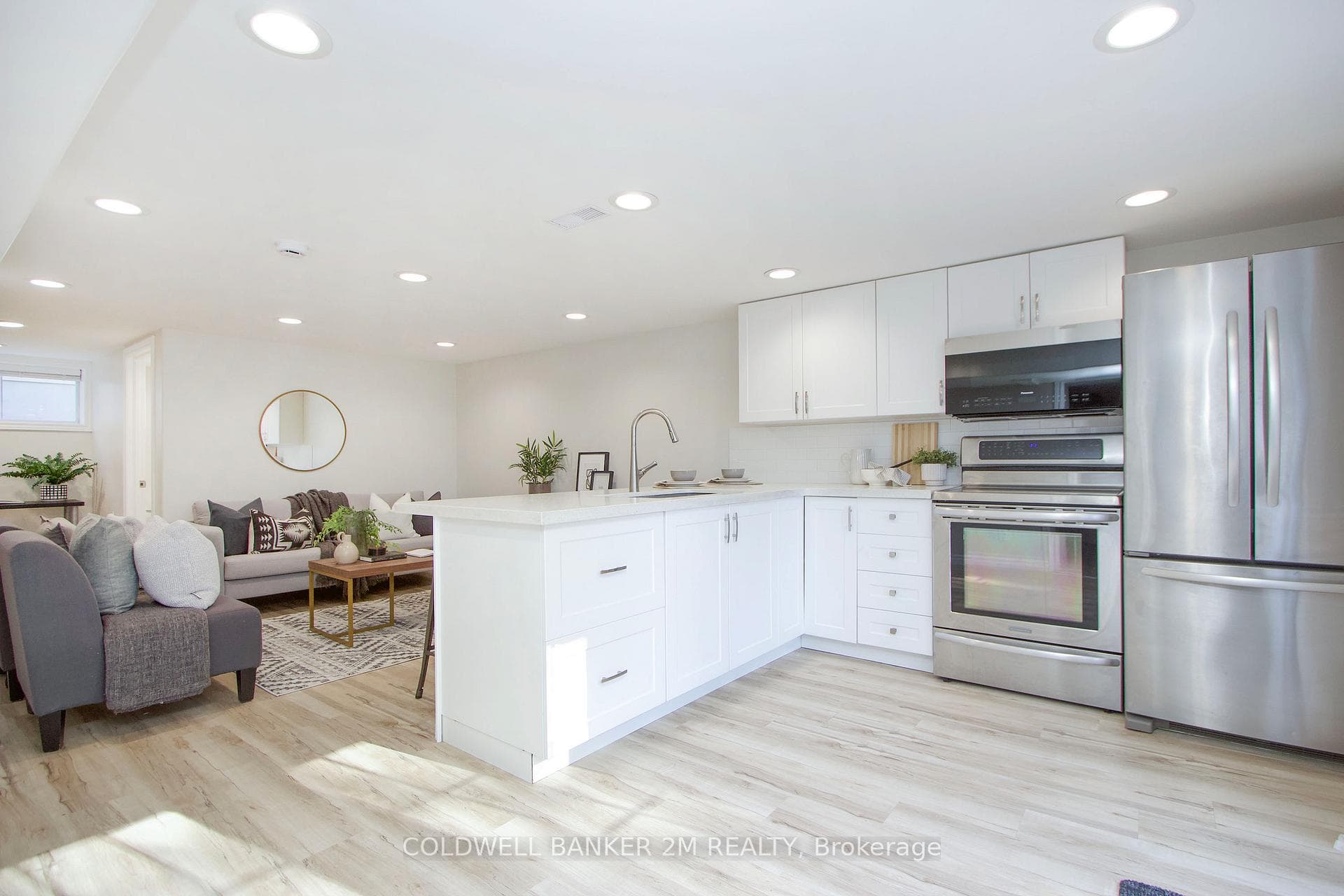 37 Bradley Boulevard photo 32