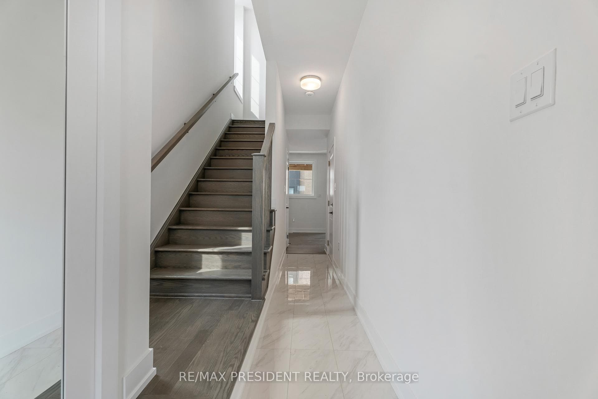 2273 Turnberry Road Unit 48 photo 6