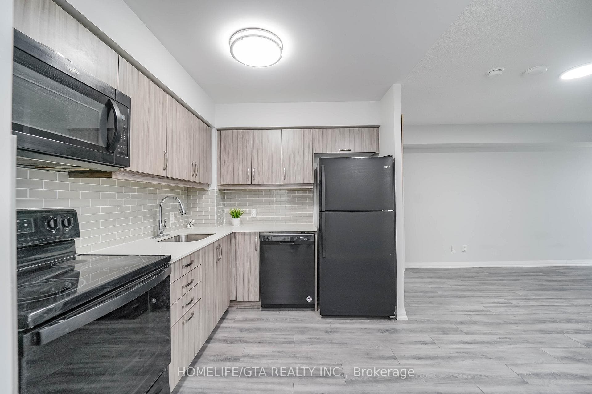 30 Meadowglen Place Unit 1501 photo 14