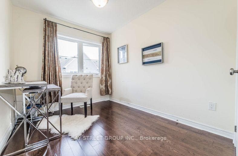 31 Victor Herbert Way photo 10