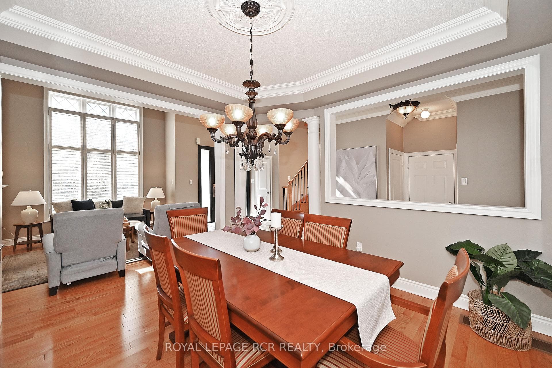 9 Deerhorn Crescent photo 10
