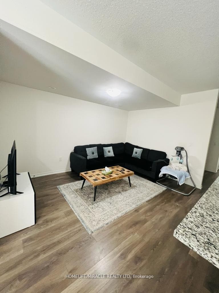 8835 Sheppard Avenue Unit 110 photo 2