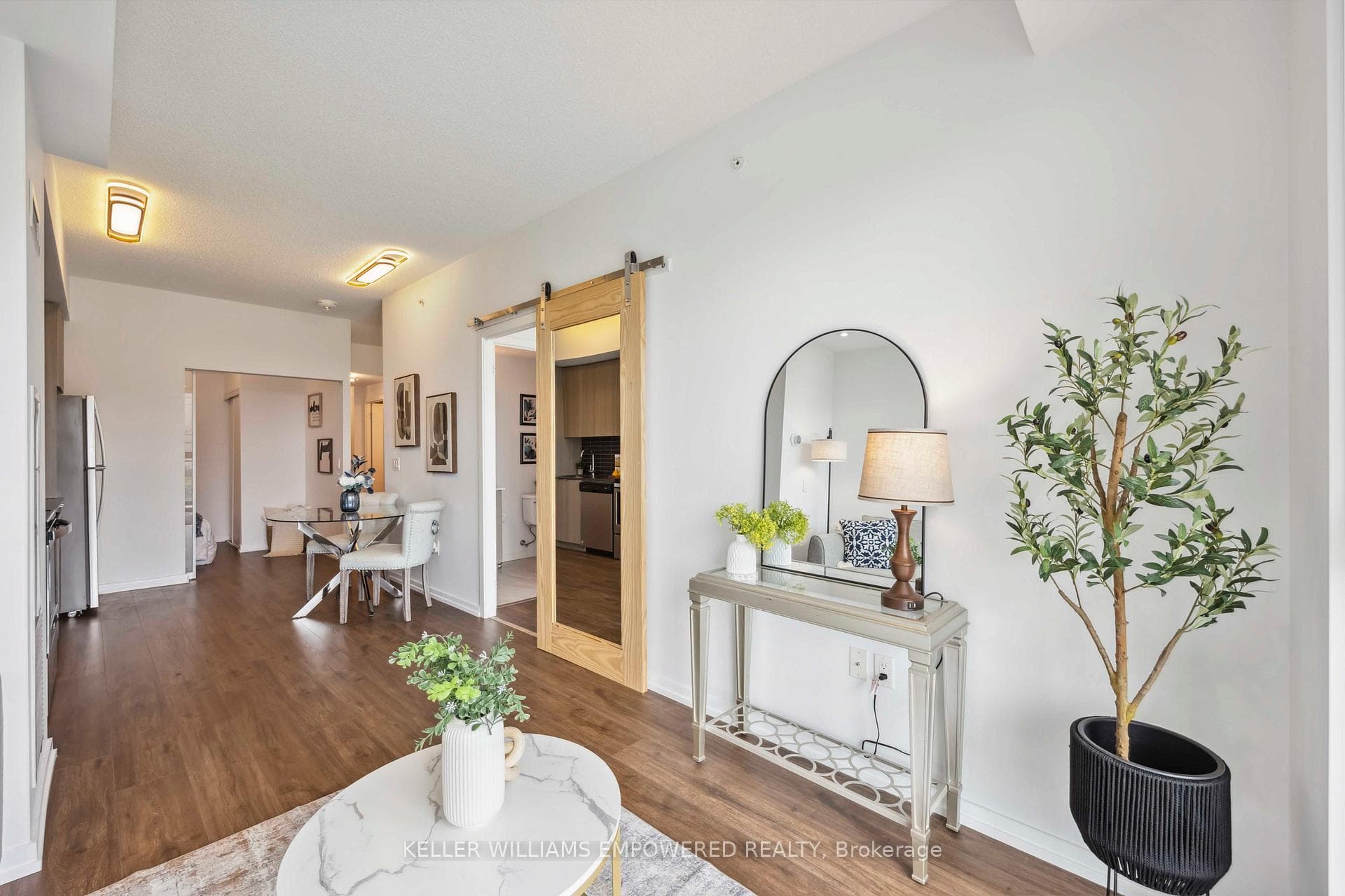3237 Bayview Avenue Unit 512 photo 9