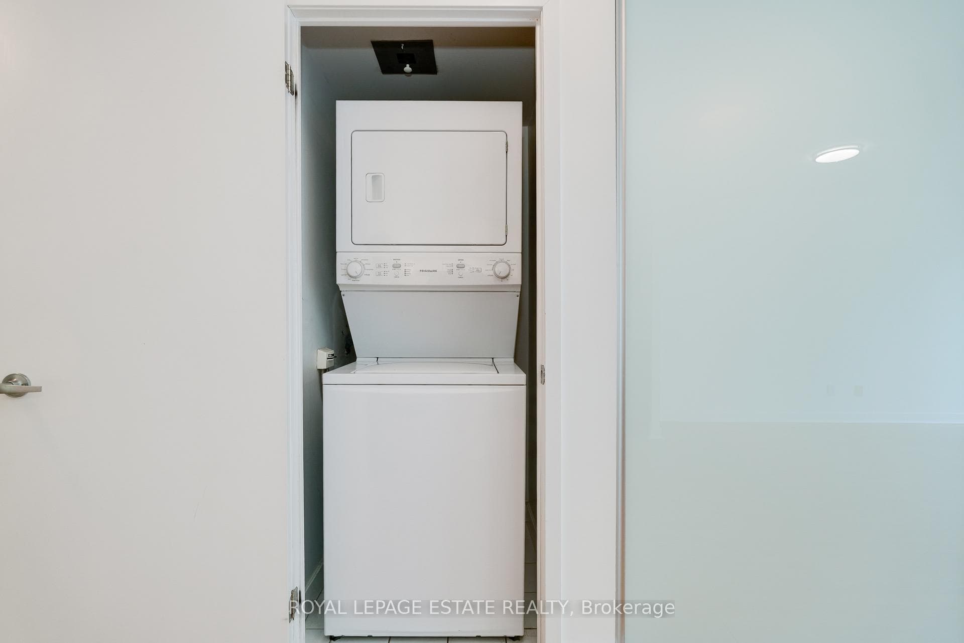 12 Yonge Street Unit 1309 photo 11