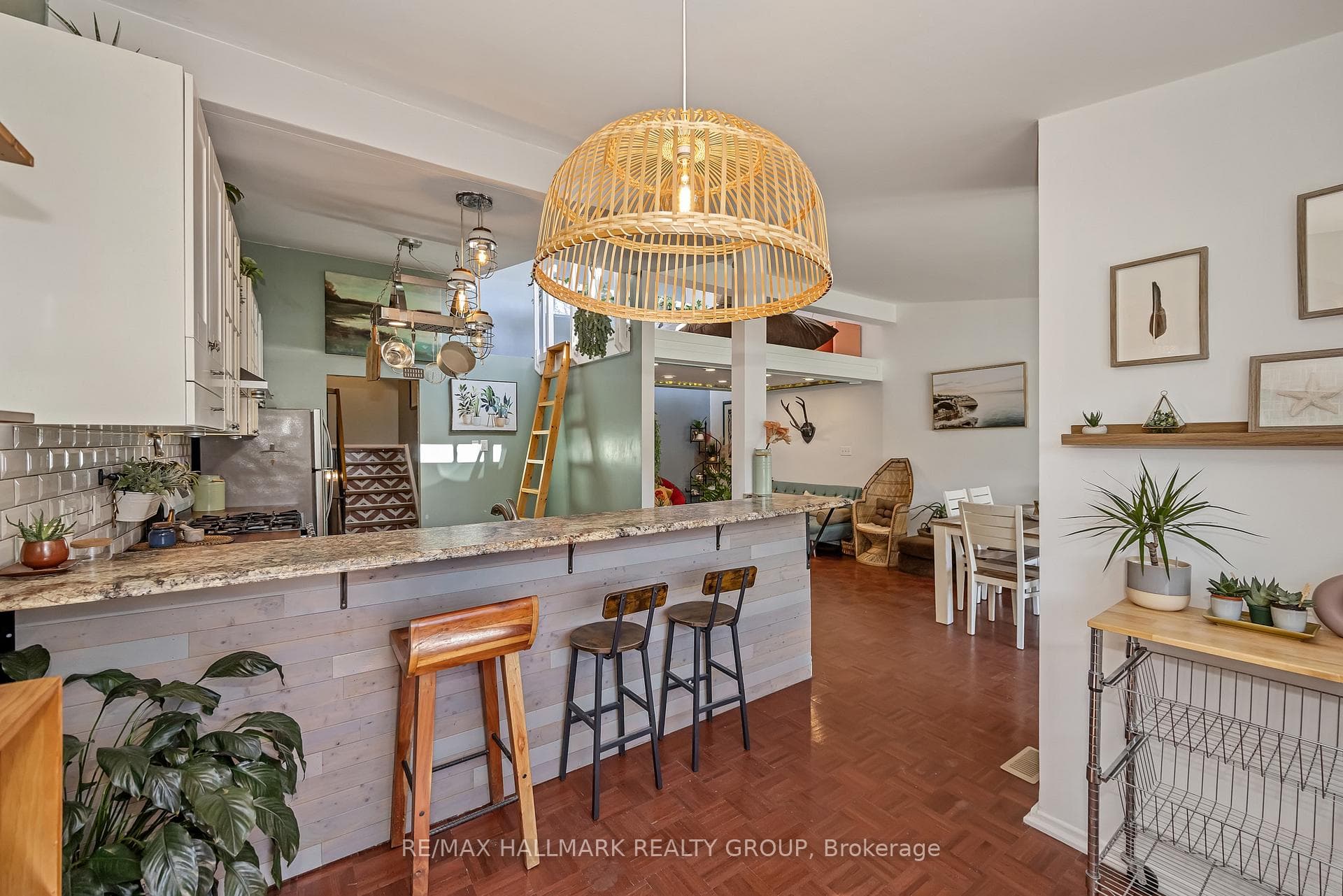 35 Benlea Drive photo 13