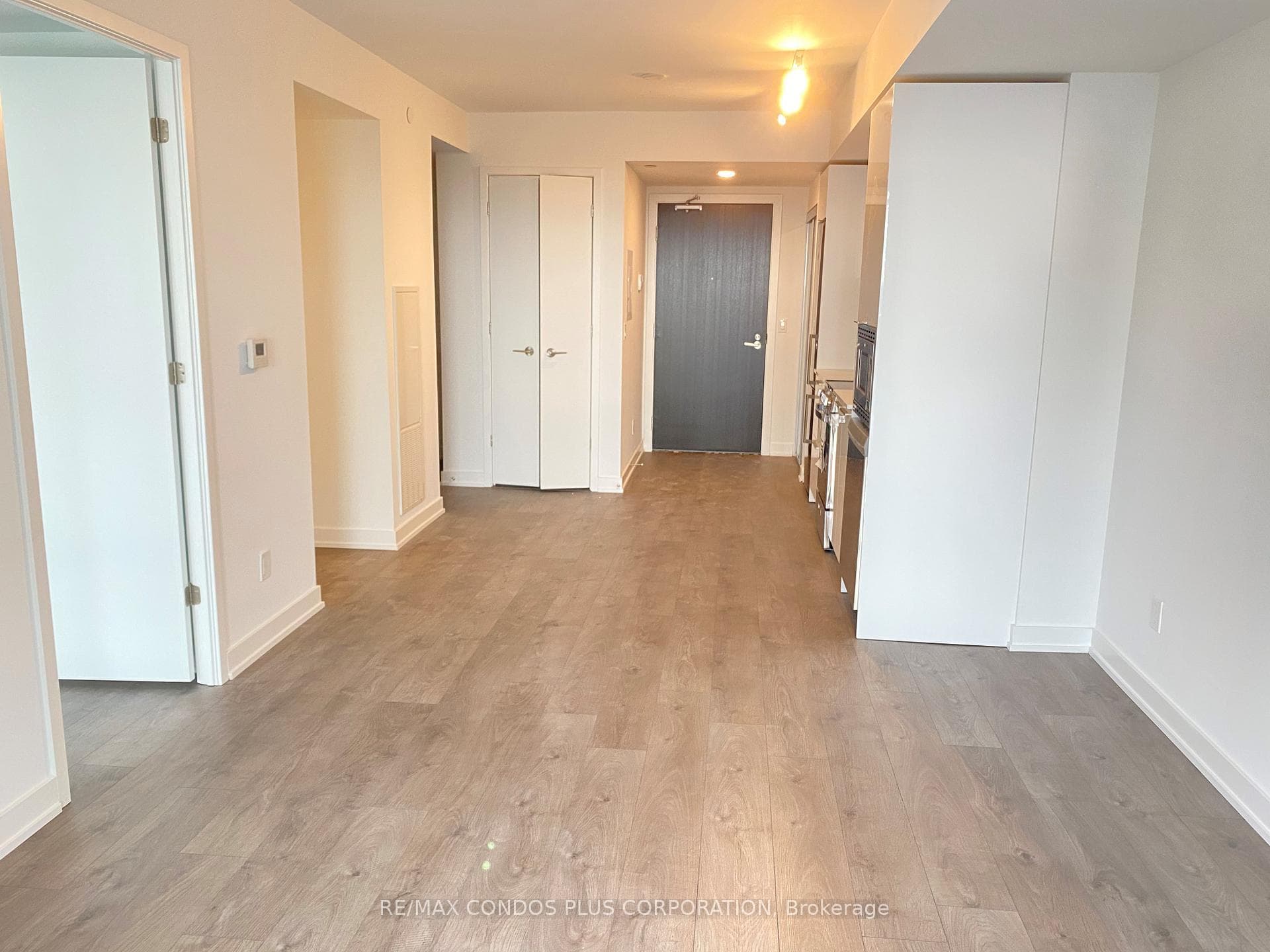 18 Maitland Terrace Unit 1706 photo 3