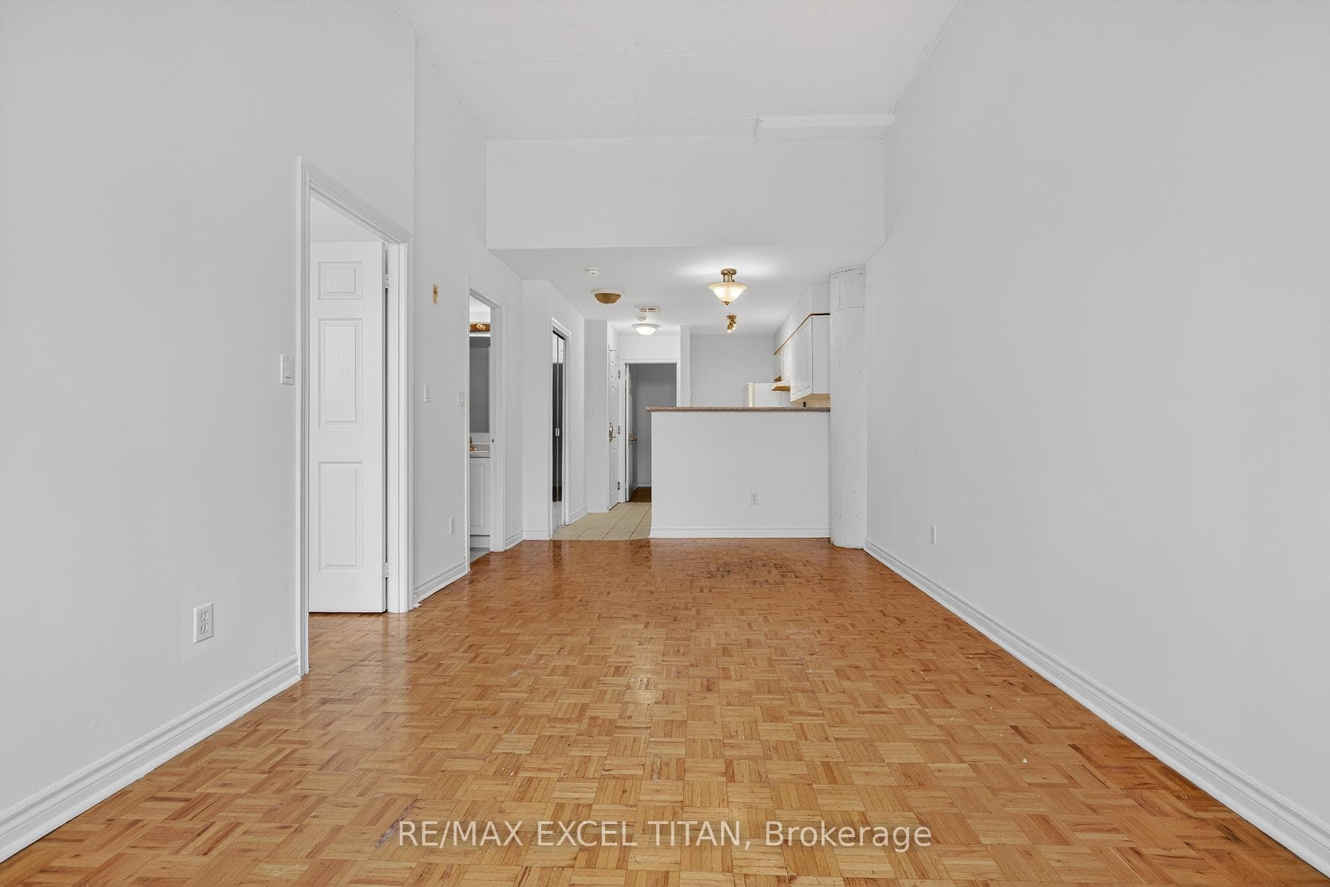 1401 Dupont Street Unit 404 photo 15
