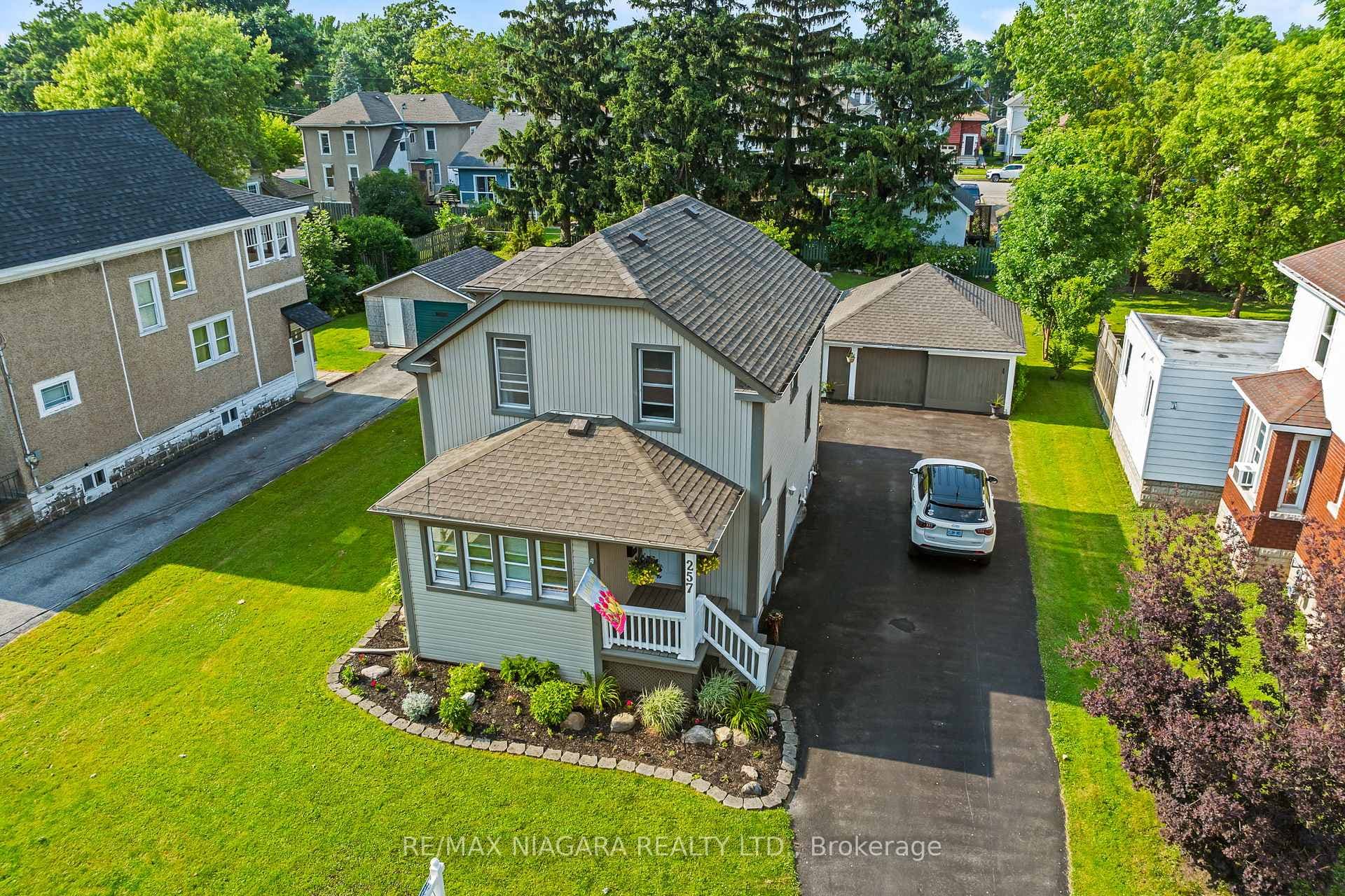 257 Ash Street photo 31