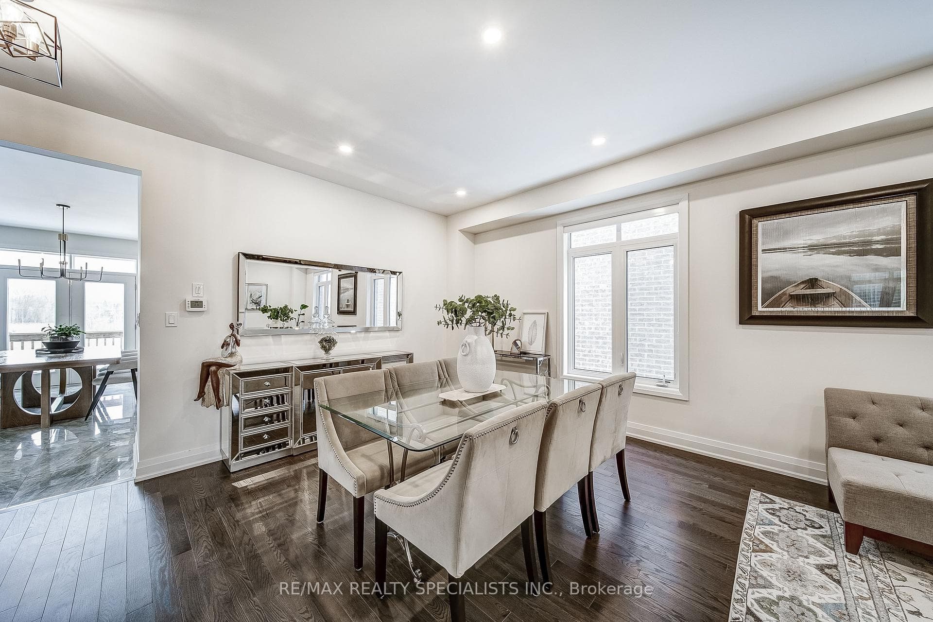 146 Jonkman Boulevard photo 10