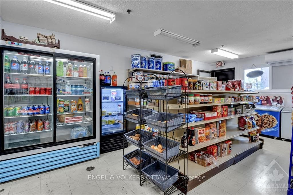 1081 AMBLESIDE Drive Unit 712 photo 27