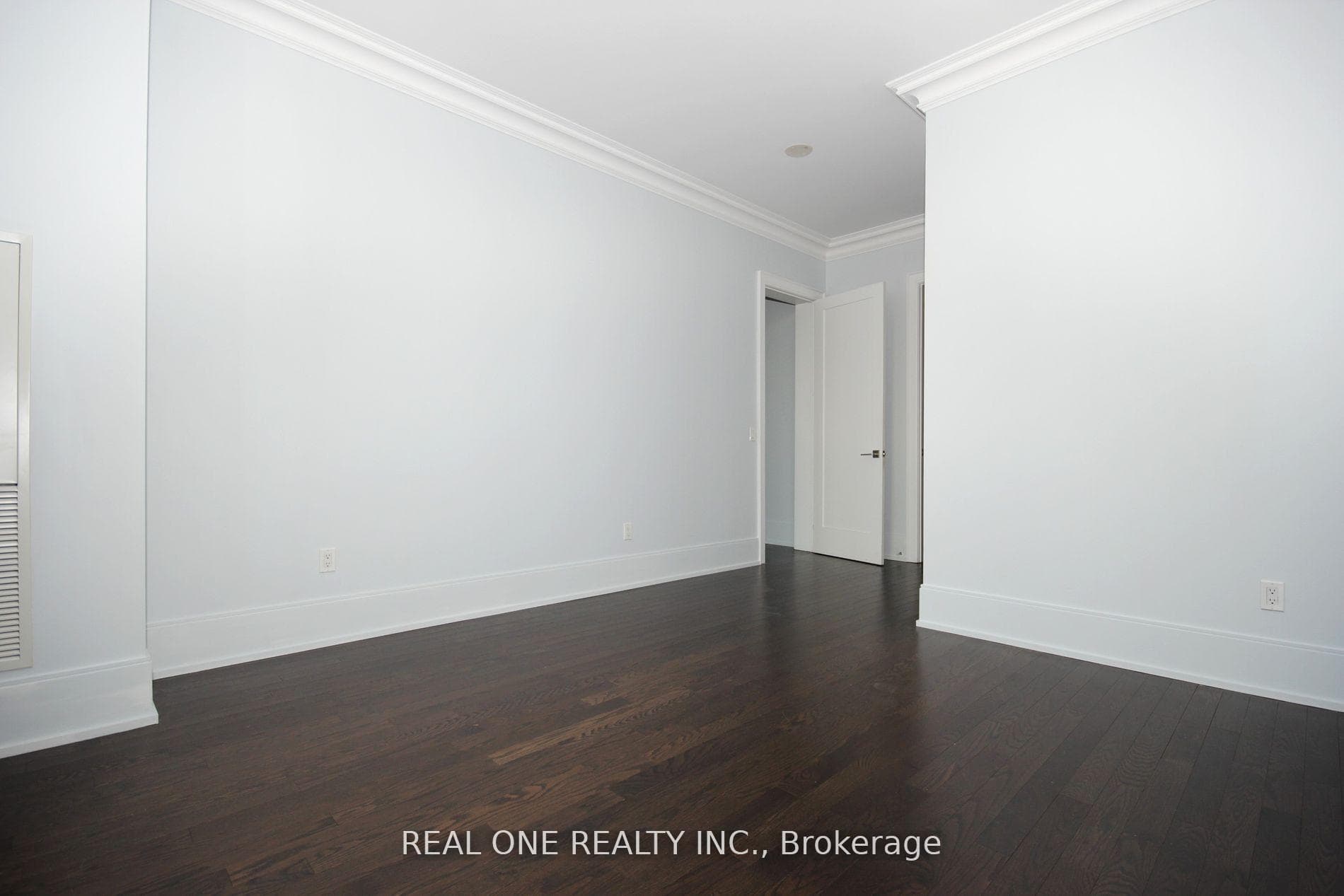 70 Roehampton Avenue Unit 2418 photo 19