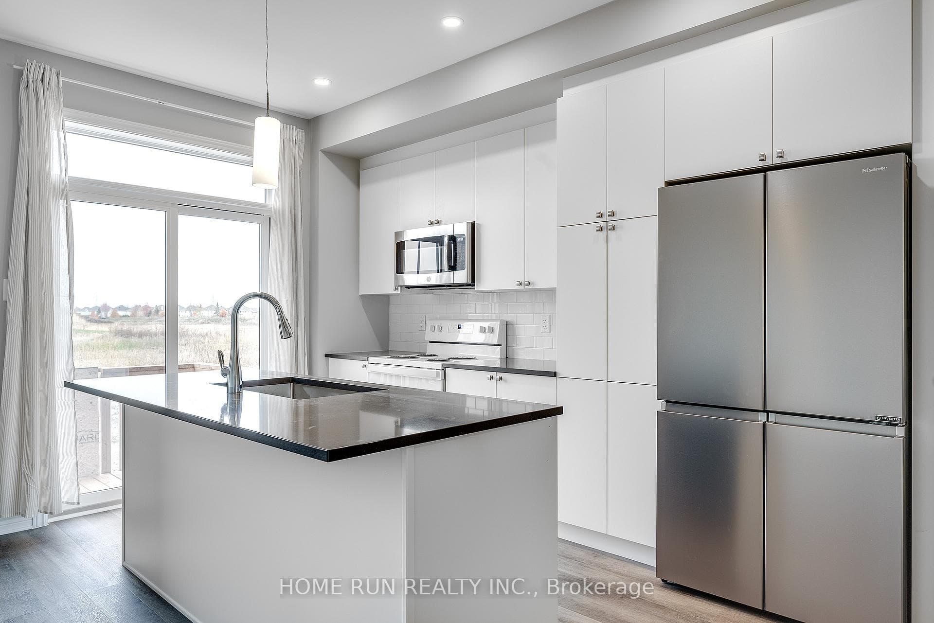 503 Montjay Street photo 11