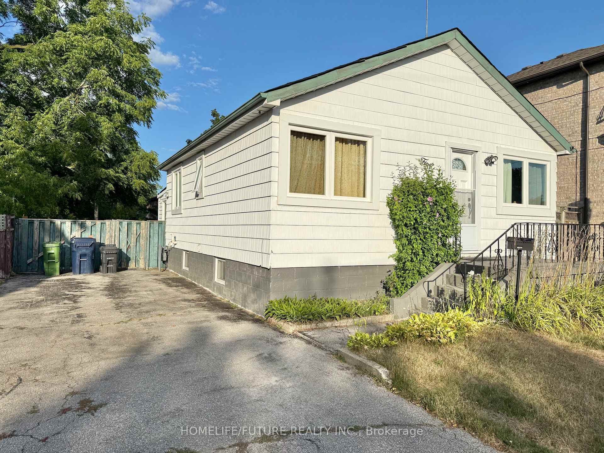 5 Weir Crescent photo 3