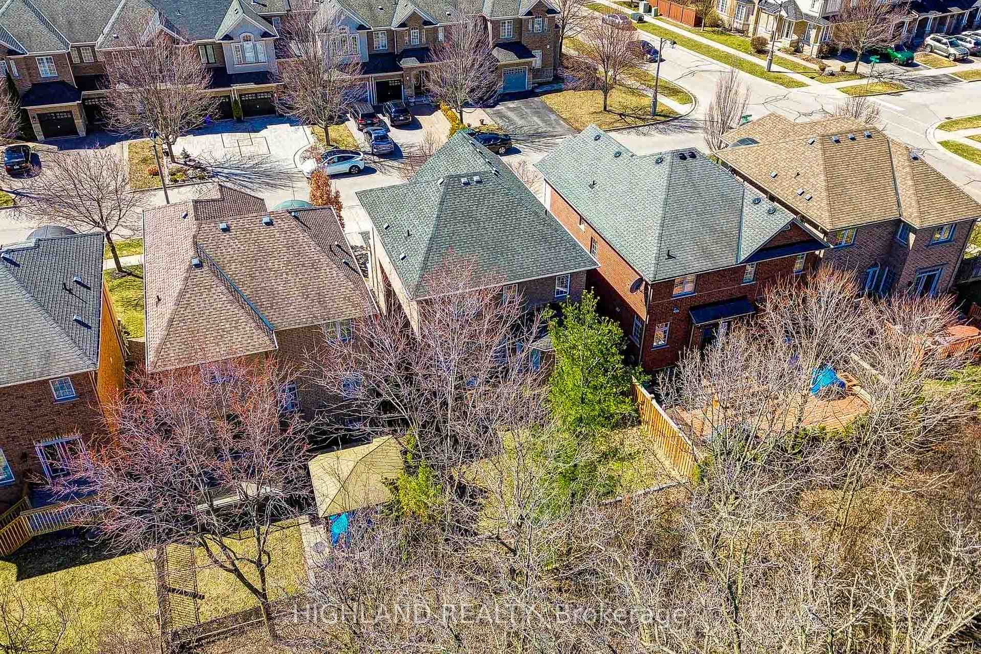 311 Duskywing Way photo 24