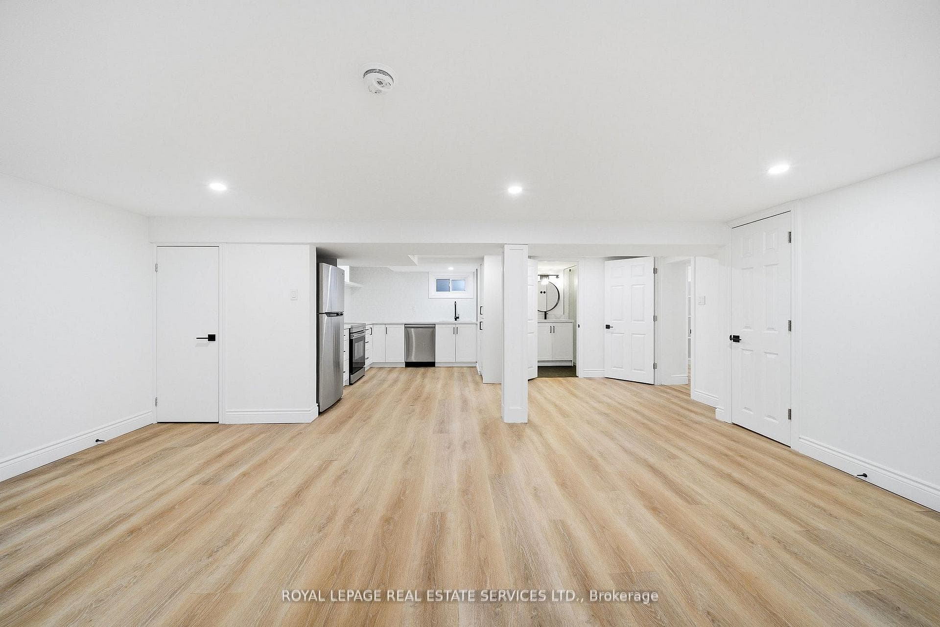 6 Corbett Crescent photo 5